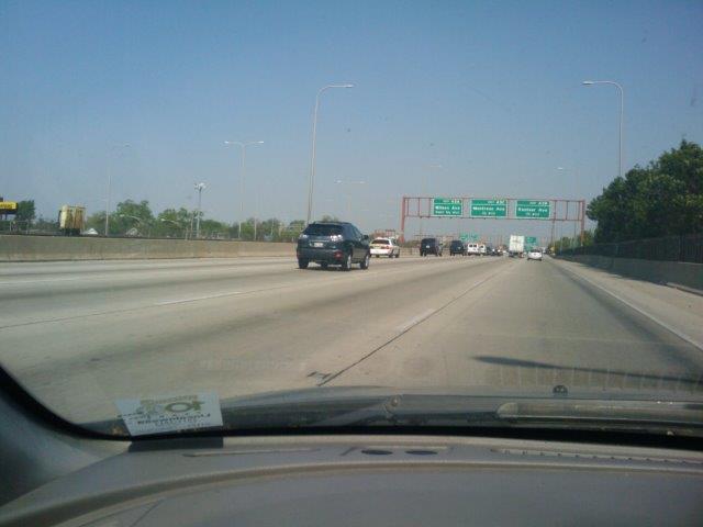 Oak Lawn stretch limousine going to Chicago